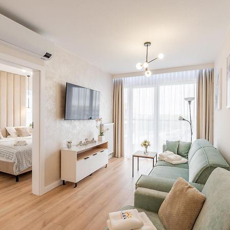 Laba Kolobrzeg Apartamenty Kasprowicza 20C Parking Basen Fitness Bawialnia W Cenie, Parkplatz Schwimmbad Fitness Spielzimmer Im Preis Exterior foto